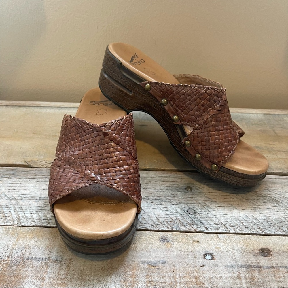 Dansko Mila Leather Basket Weave Woven Sandals Slides Slip On Clogs